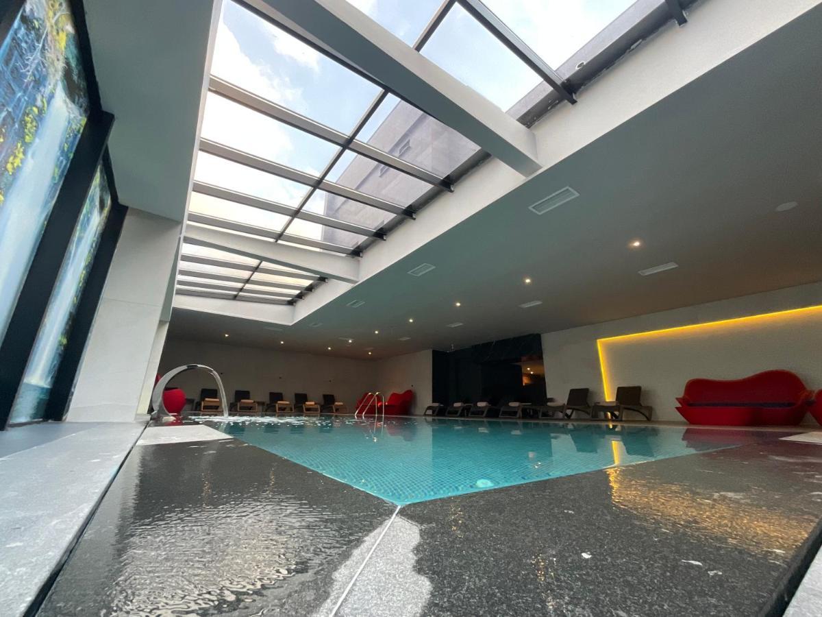 Palace Hotel & Spa Titova Mitrovica Extérieur photo