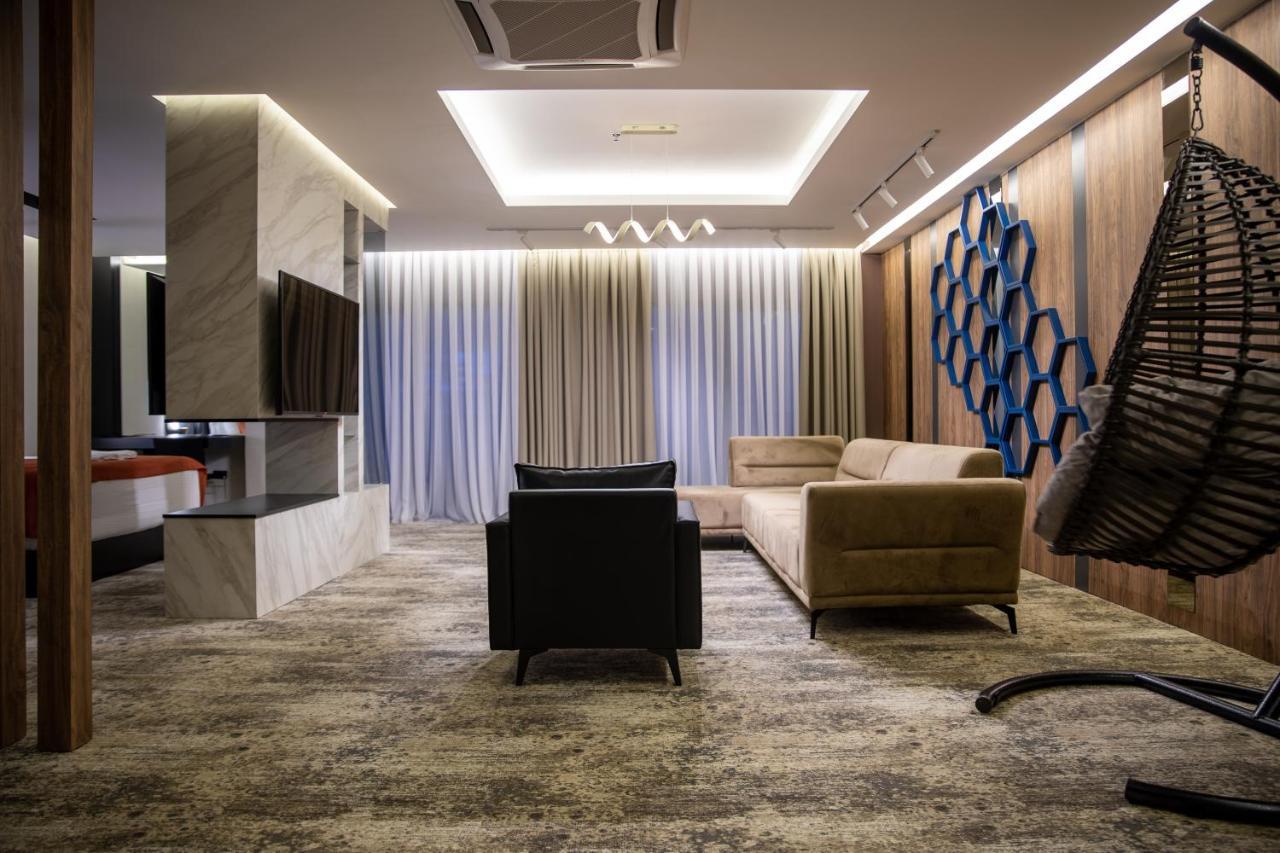 Palace Hotel & Spa Titova Mitrovica Extérieur photo