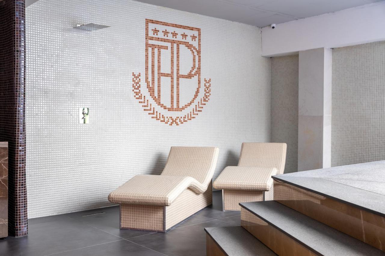 Palace Hotel & Spa Titova Mitrovica Extérieur photo
