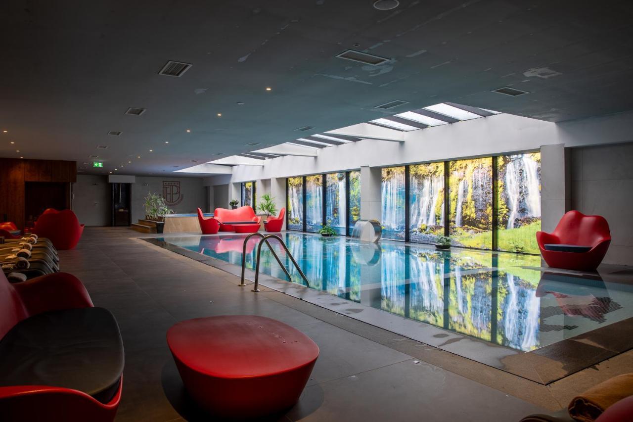 Palace Hotel & Spa Titova Mitrovica Extérieur photo