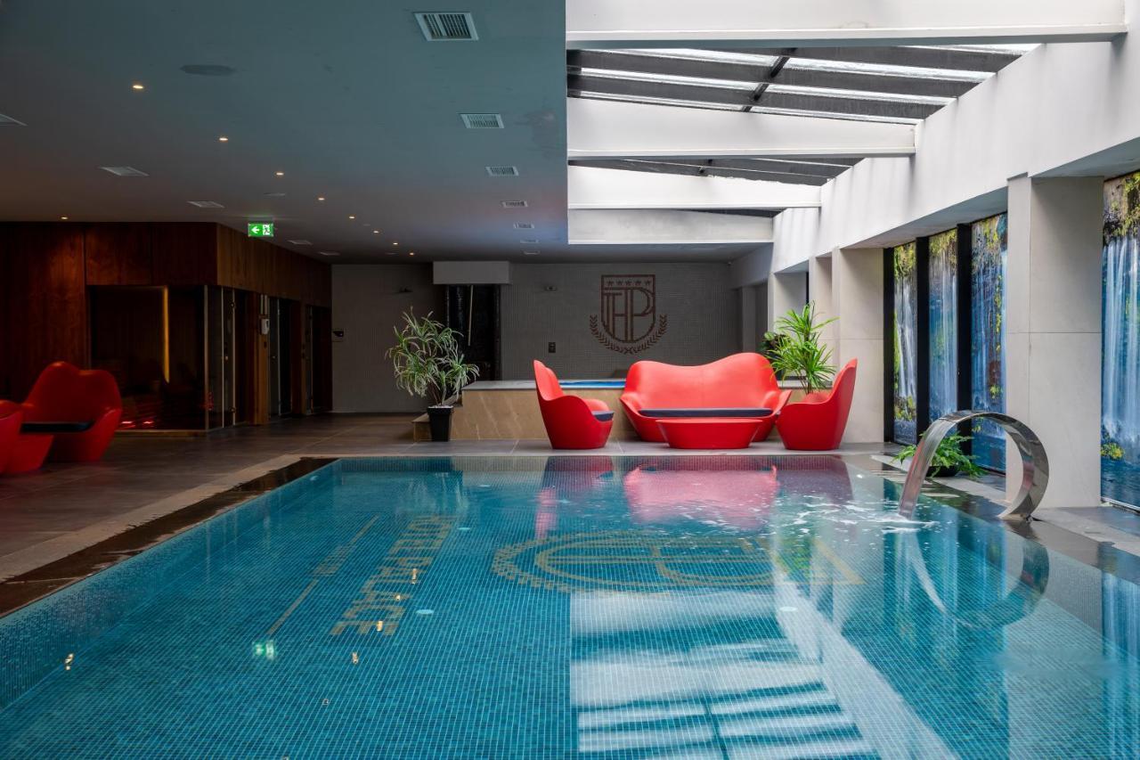 Palace Hotel & Spa Titova Mitrovica Extérieur photo