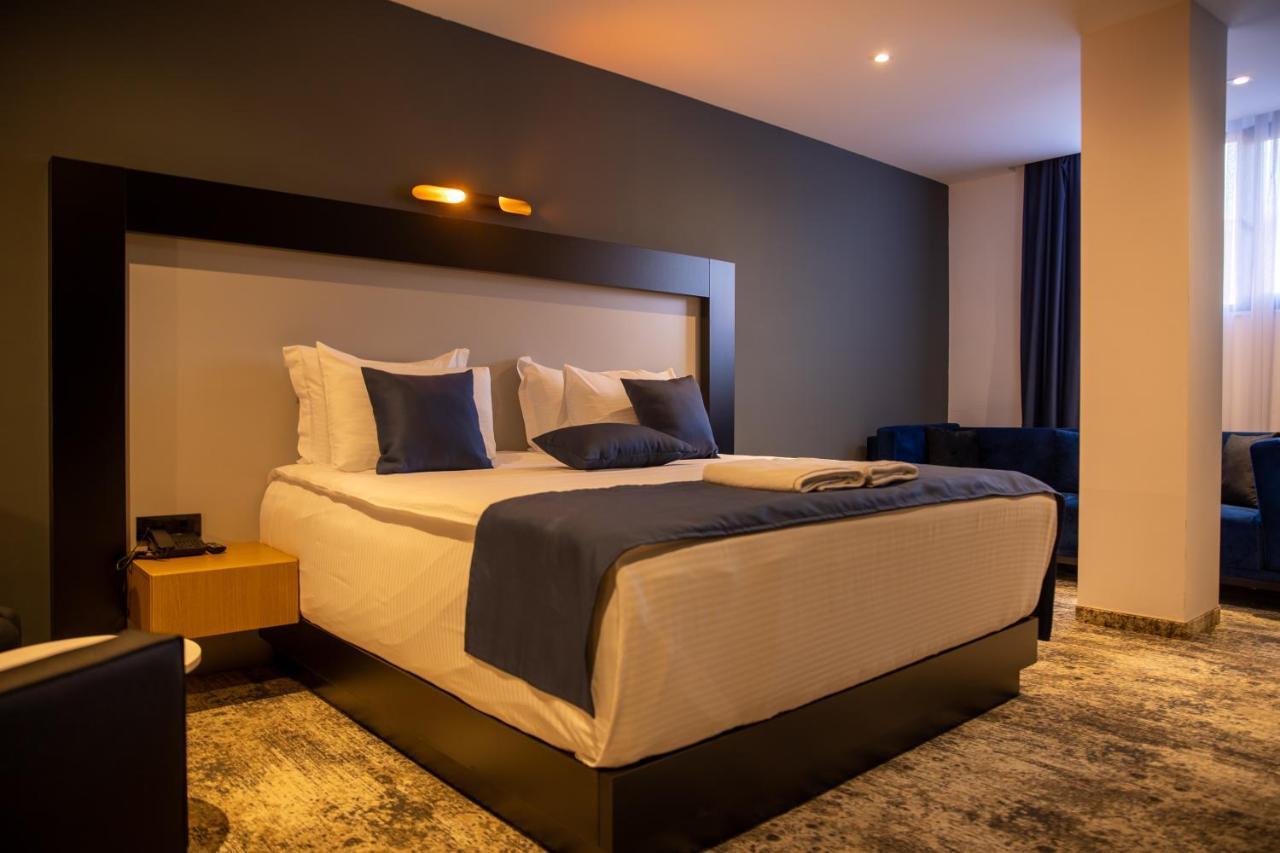 Palace Hotel & Spa Titova Mitrovica Extérieur photo
