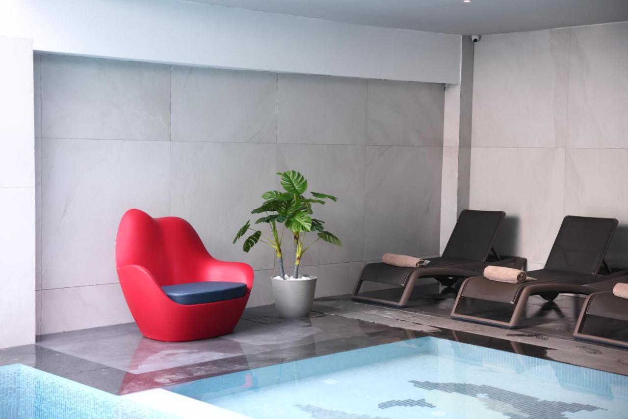 Palace Hotel & Spa Titova Mitrovica Extérieur photo